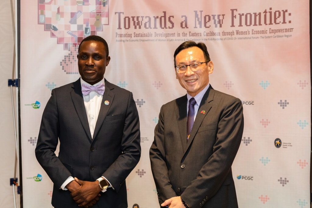 Honoring Ambassador Michael Chau-Horng Lin
