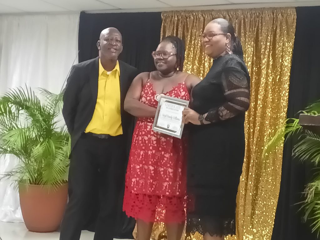 Eddy Richards-Caines Summer Football Program Holds Awards Ceremony