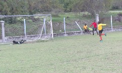 Team Yellow Defeats Team Orange in Football Match