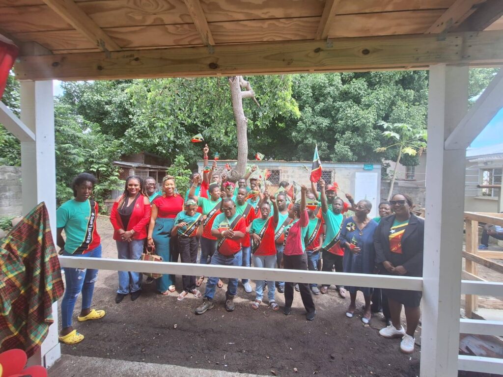 Minister of Tourism Commemorates Independence Day at Ade’s Place