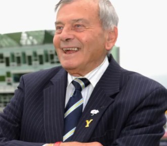 Distinguished Cricket Umpire Dickie Bird Passes Away at 92
